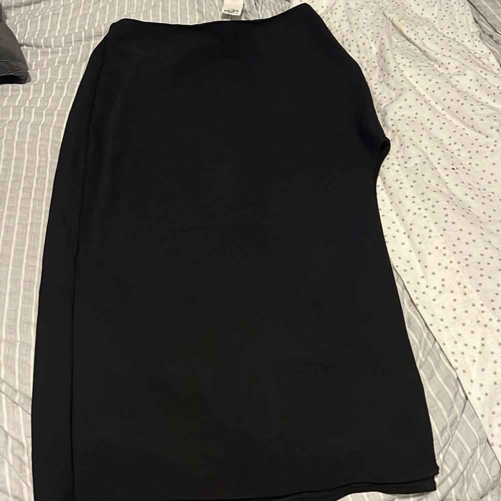 Black midi skirt
